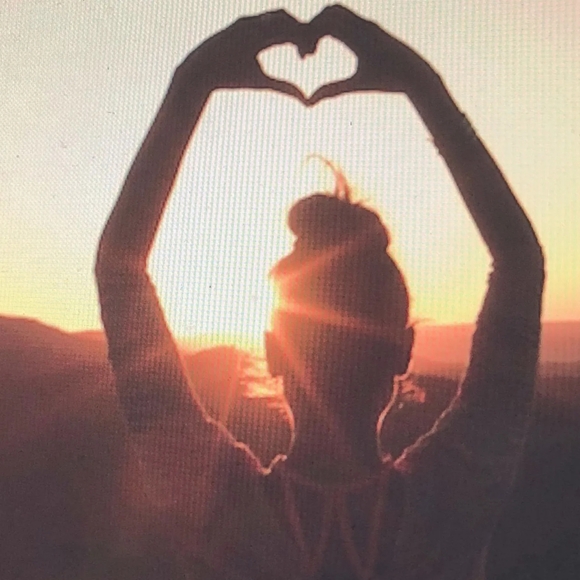 Hi, I'm Cary - Picture 1 of 2